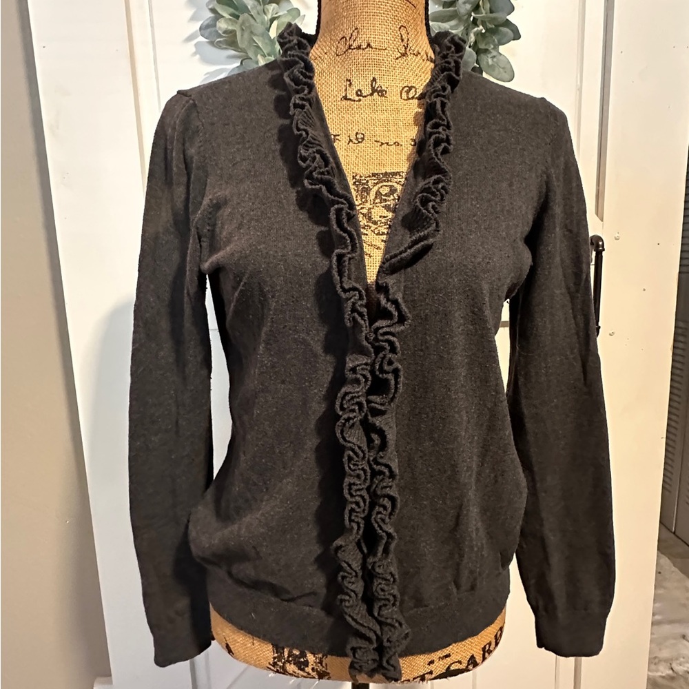 LOFT ruffle cardigan. Women’s sz L. Dark gray.